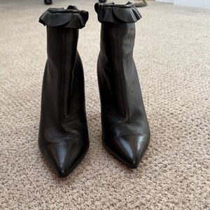 Jerome Dreyfuss Black Pointed-Toe Ankle Boots with Ruffle Collar